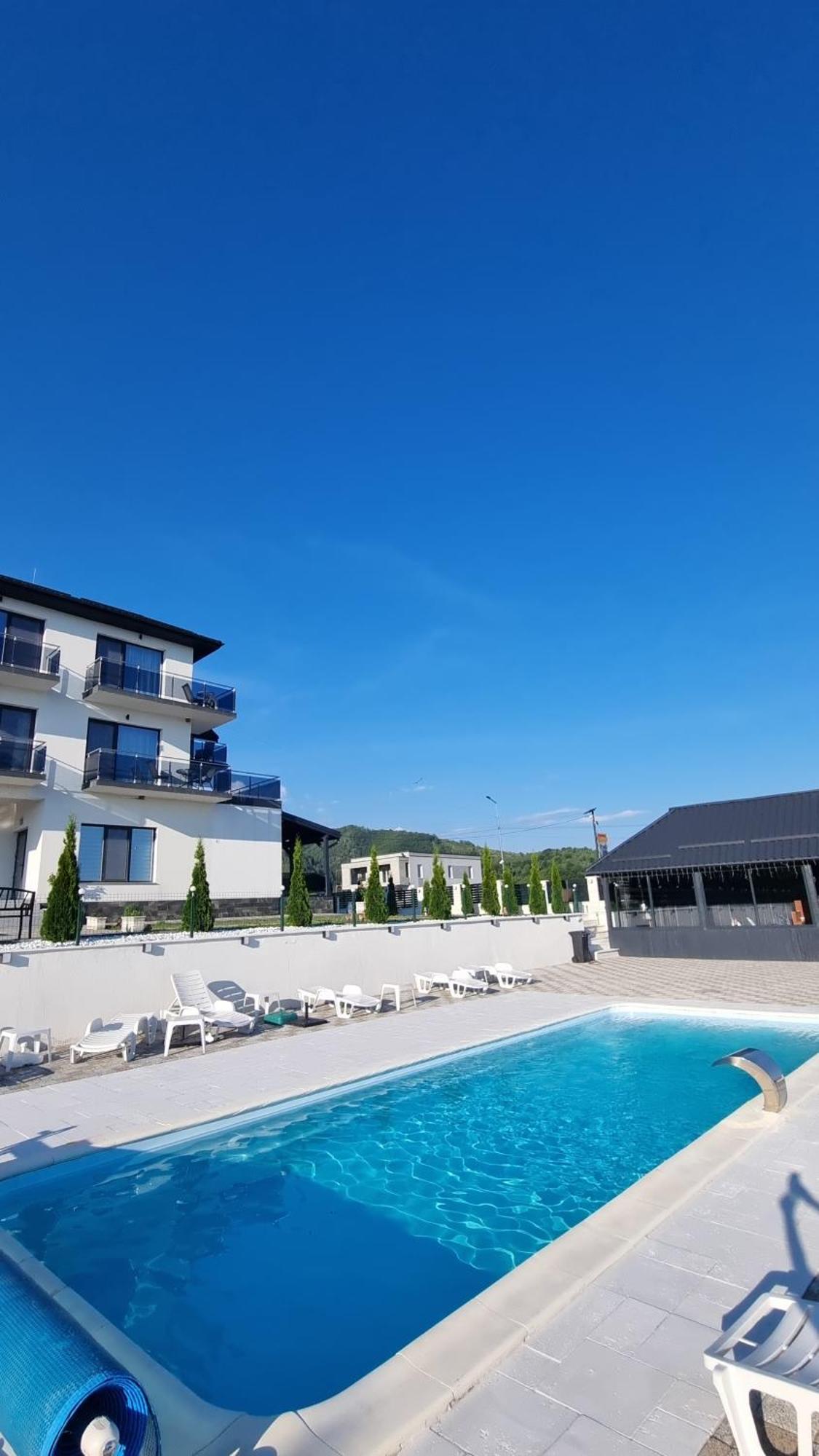 Casa De Vacanta Larisa Novaci-Străini Eksteriør billede