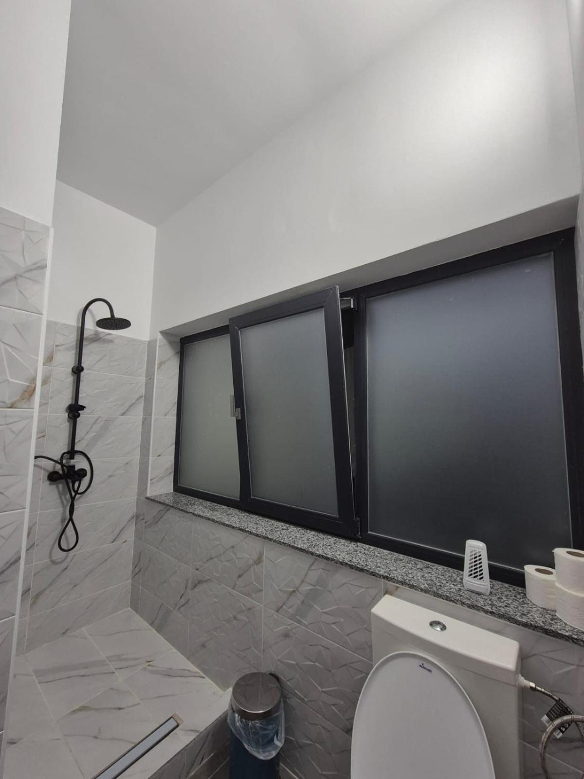 Casa De Vacanta Larisa Novaci-Străini Eksteriør billede